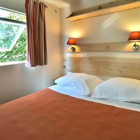 Domaine De Launay Blot * Baguer-Morvan