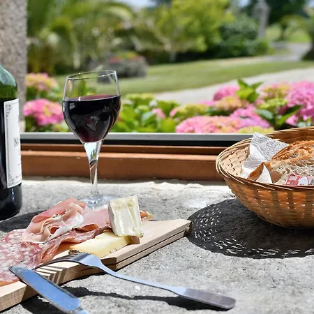 Domaine De Launay Blot Penzion *